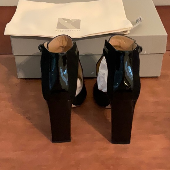 Reed Krakoff Black Suede Peep toe pump - Picture 3 of 4